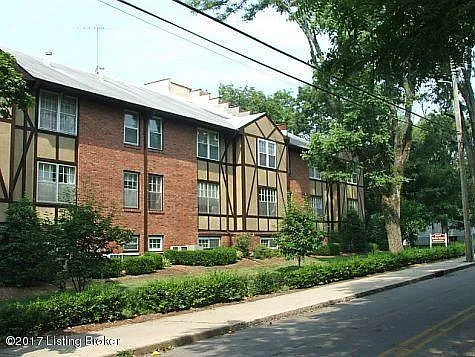 2300 Dundee Rd APT 4 photo 1