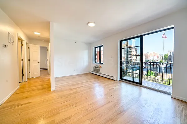 Rented by Sterling Realty Solution Inc | media 4