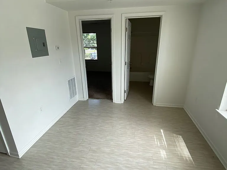 825 S Maguire St. — Photo 5