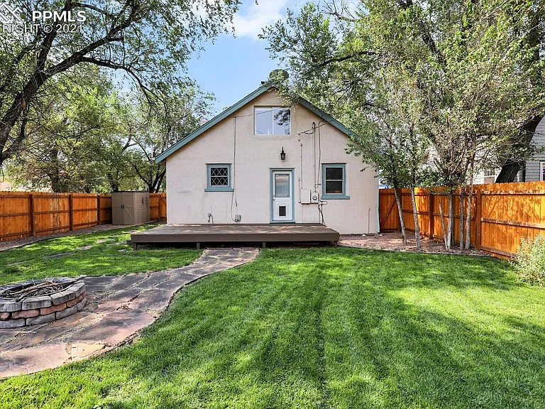 230 E San Miguel St — Photo 13