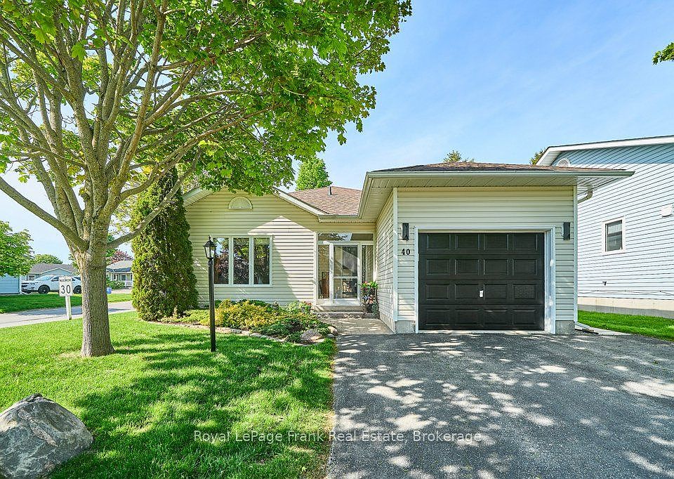 1st image of 40 Niagara Trl