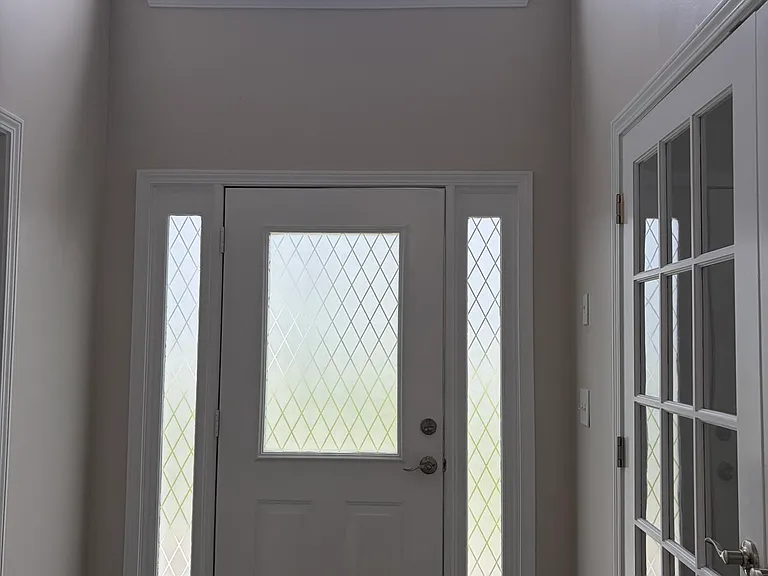 3929 Riverstone Dr — Photo 3