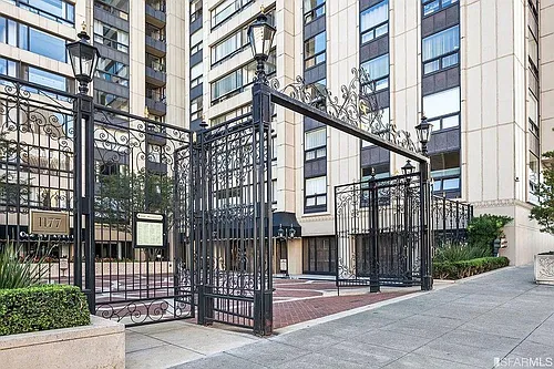 1177 California St #411 Photo 1