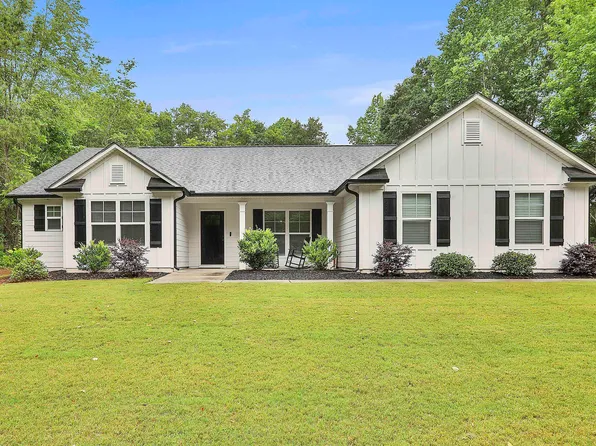2112 Highway 54, Moreland, GA 30259