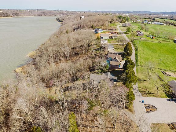 4th image of 333 Old Waitsboro Rd