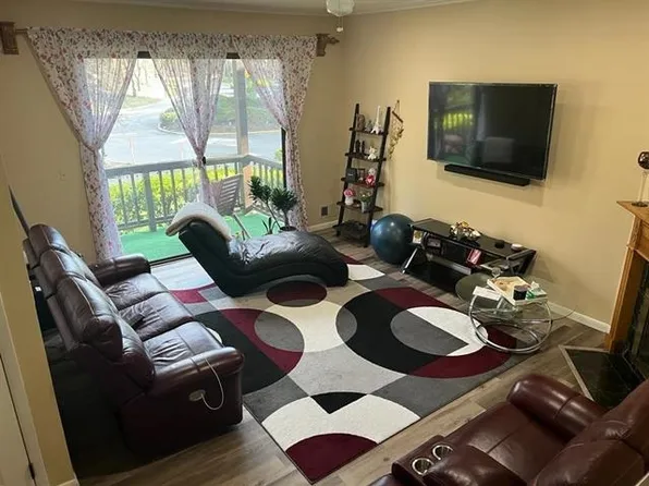 223 Sandcastle Key image 1 of 37