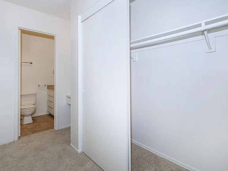 The Monrovia Apartment Homes — Photo 19