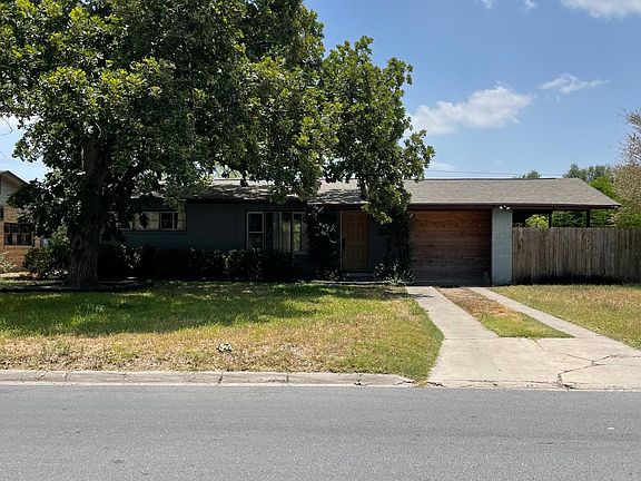 4th image of 605 Tamarack Ave