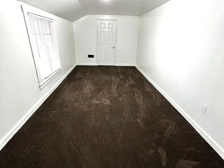 62 Chapel St — Photo 3