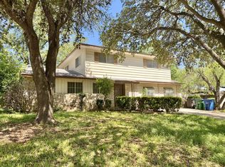 6611 Presley Dr, San Antonio, TX 78240