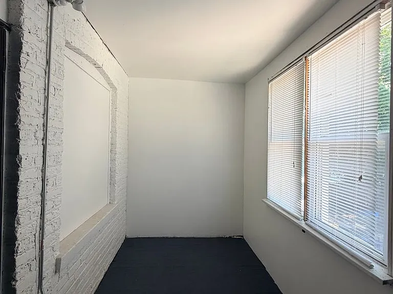 1748 N Keystone Ave — Photo 33