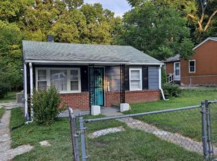 424 Sullivan St, Blackstone, VA 23824