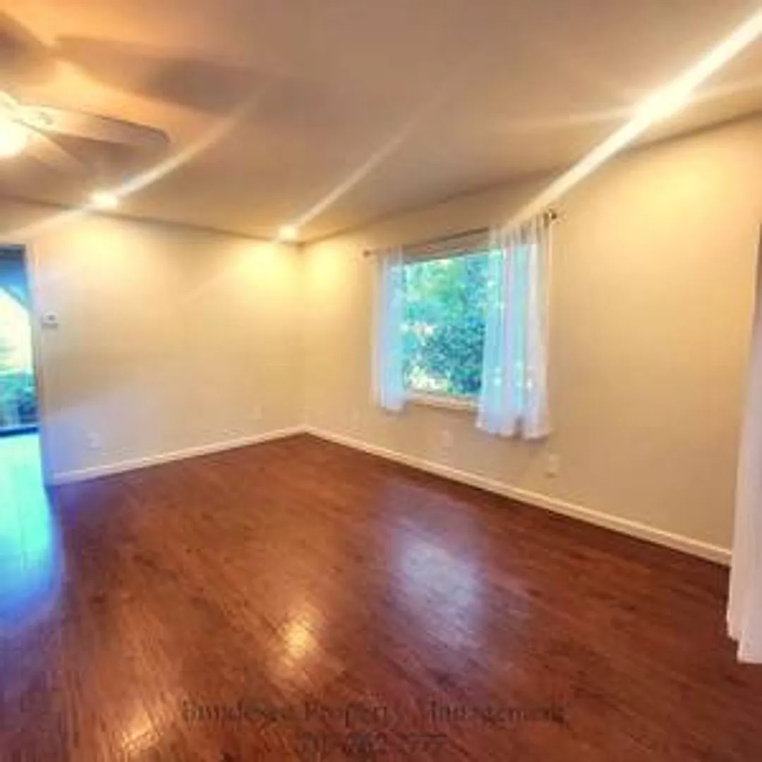 Hidden Garden Sanctuary, Charming 1-Bedroom in Petaluma — Photo 3