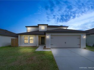 2401 Bracknell Forest Trl, Tavares, FL 32778