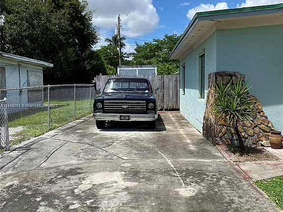 3rd image of 12420 NW 19th Ave