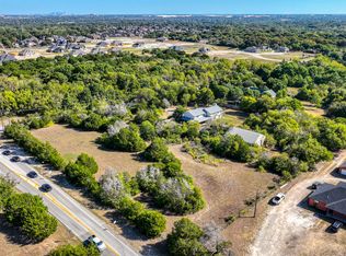 1922 W Pleasant Run Rd, Desoto, TX 75115