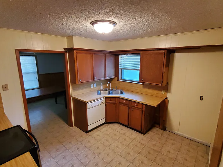 705 N Overlook Dr — Photo 21