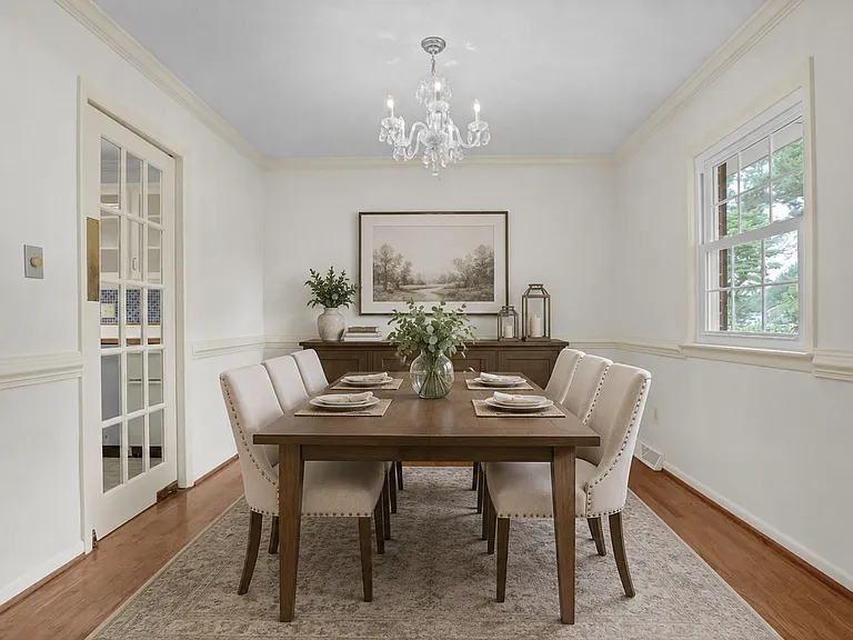 700 Clyde Dr — Photo 8