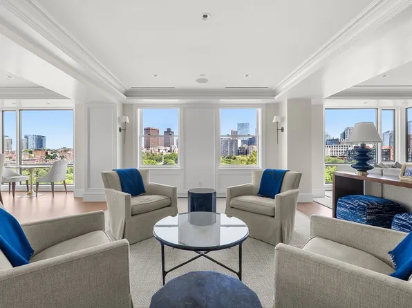 2 Commonwealth Ave APT 11B, Boston, MA 02116