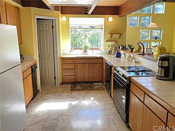 4th image of 32455 Scandia Dr