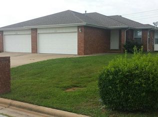 1258 W Bluegrass Rd, Nixa, MO 65714