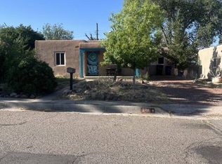2718 Monterey Ave SE, Albuquerque, NM 87106
