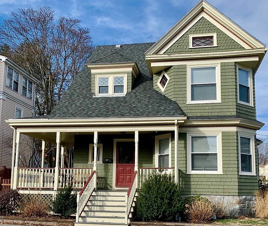 1st image of 19 Nursery St #19