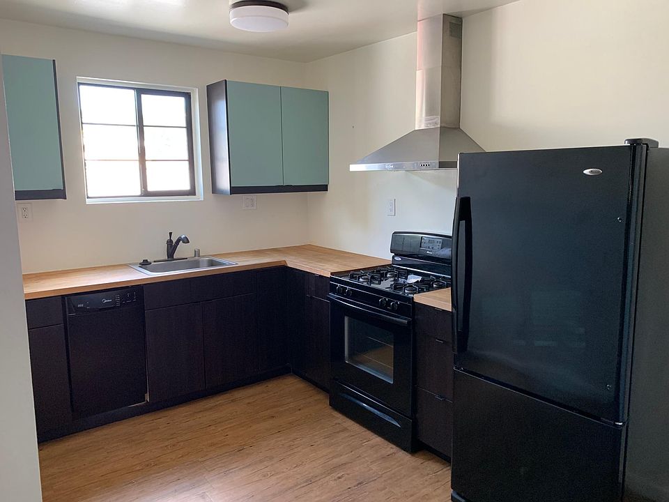 1st image of 1301 Cypress Ave