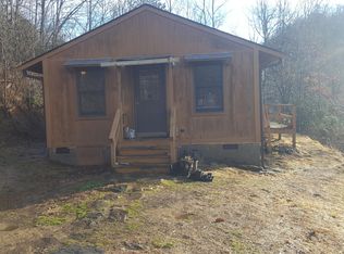 1498 Old Fort Rd, Fairview, NC 28730