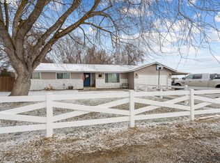 870 E Harding Ave, Stanfield, OR 97875