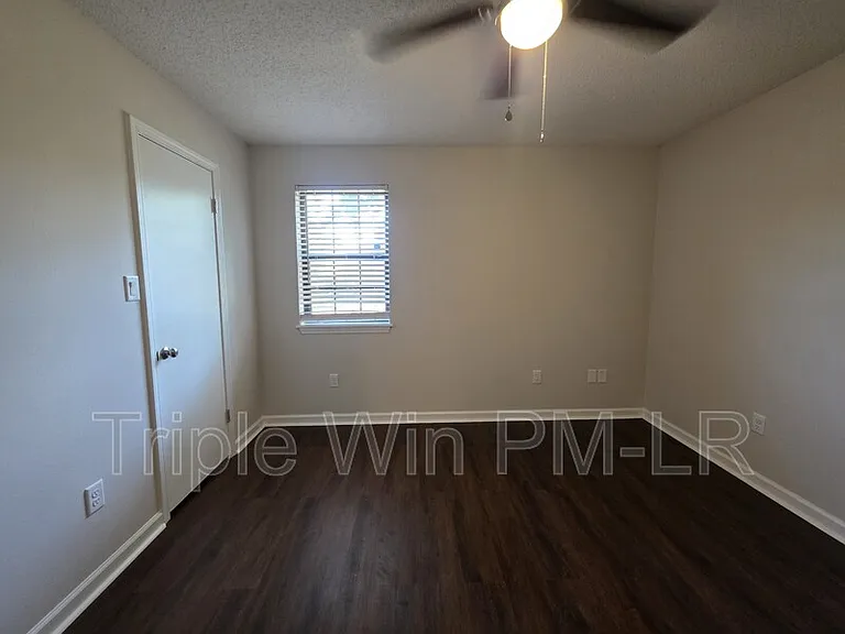 113 Northfield Dr — Photo 26