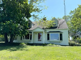 7953 S Custer Rd, Monroe, MI 48161