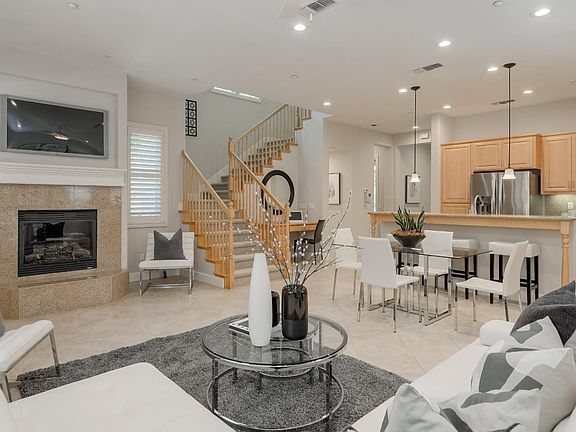 4th image of 4228 Wilkie Way