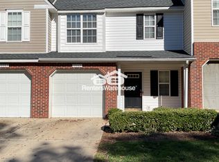 10065 University Park Ln, Charlotte, NC 28213