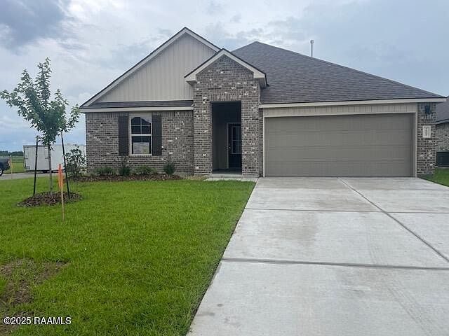 1st image of 1603 Highland Dr