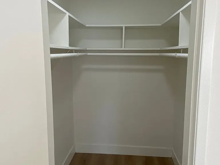 1407 Brockton Ave — Photo 19
