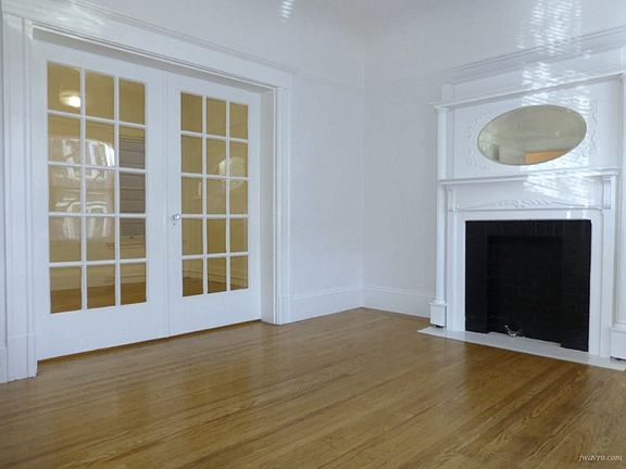 2nd image of 838 14th St