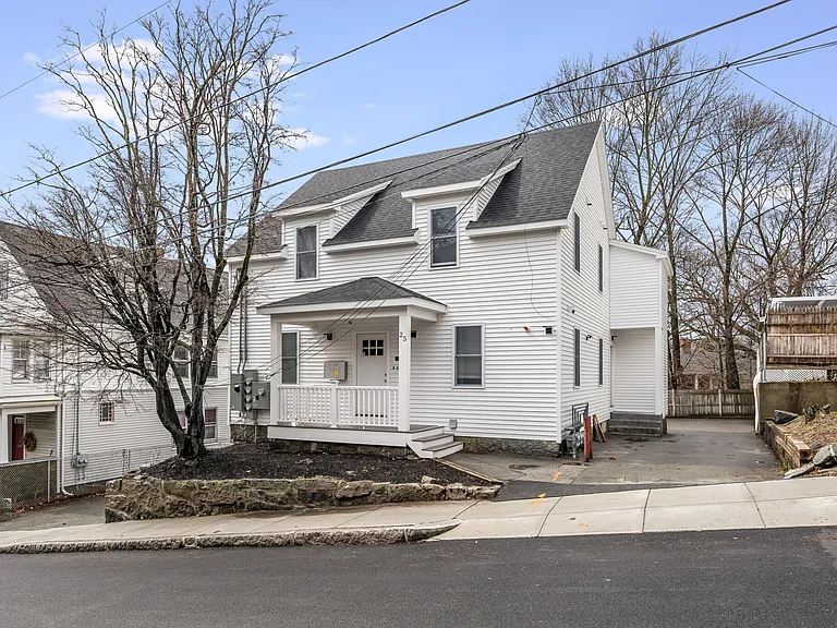 25 Buckley St #1L — Photo 10