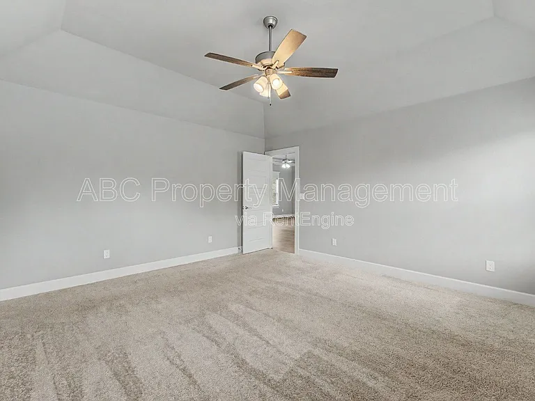 361 Captain Hopkins St — Photo 13
