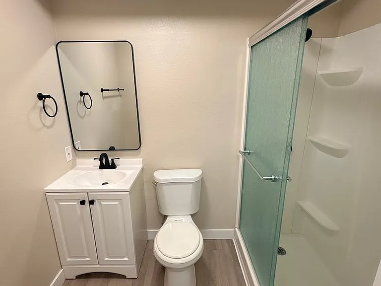 1626 N Santa Fe Ave — Photo 16
