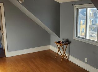 25 10th Ave #3, Haverhill, MA 01830