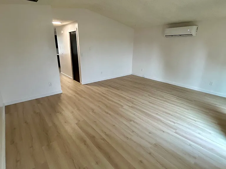 14006 E Springfield Ave — Photo 6