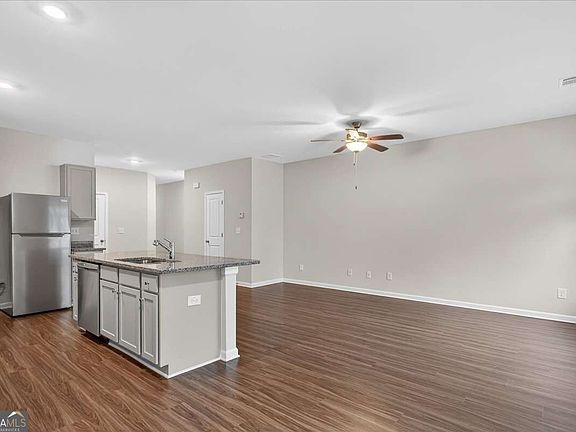 5th image of 105 Brexley Dr