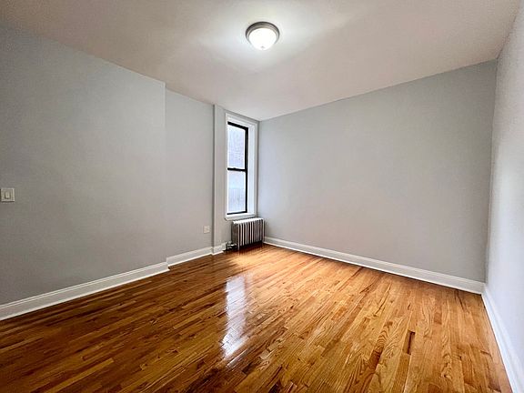 2nd image of 312 E 116th St APT 3D
