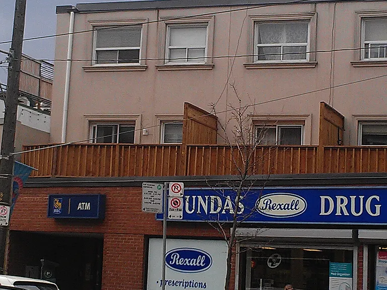 1421 Dundas St W #4 — Photo 7