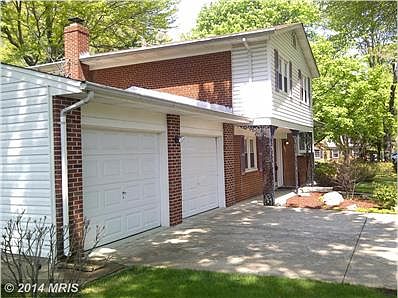 (Front) Part Brick - Large, Spacious Home