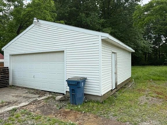 3rd image of 361 Henn Hyde Rd NE