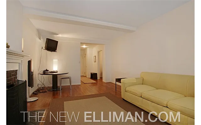 Sold by Douglas Elliman | media 14