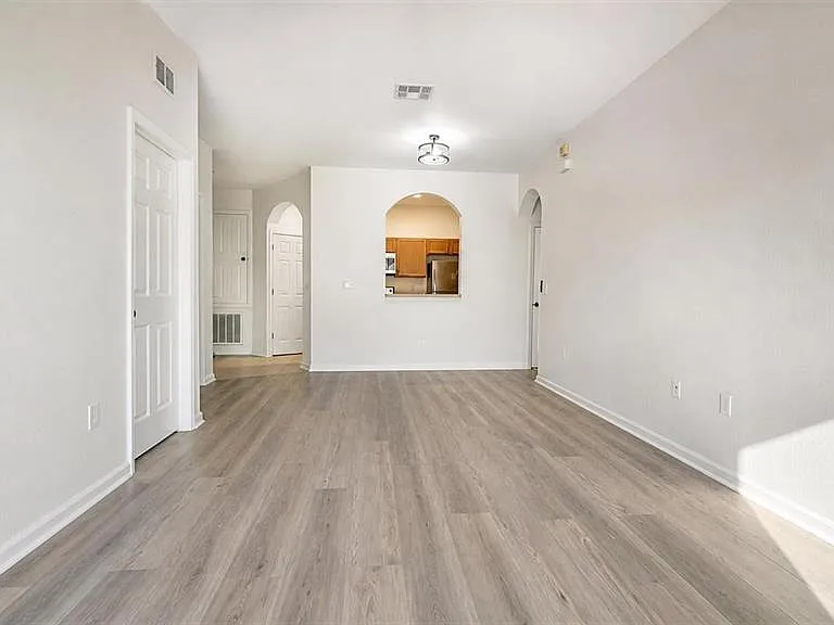 6380 Contessa Dr #310 — Photo 13