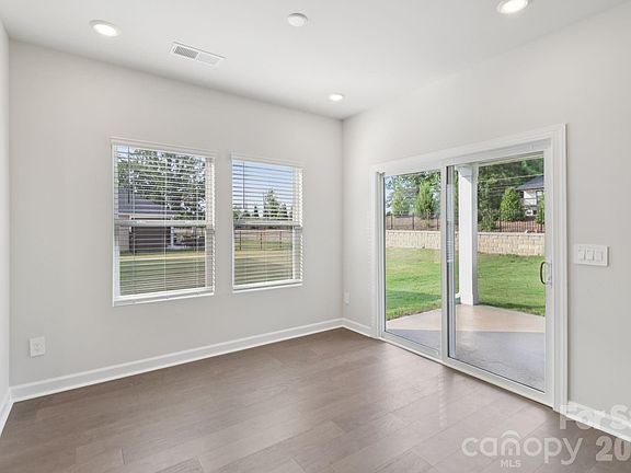 4th image of 1606 Harper Landing Blvd